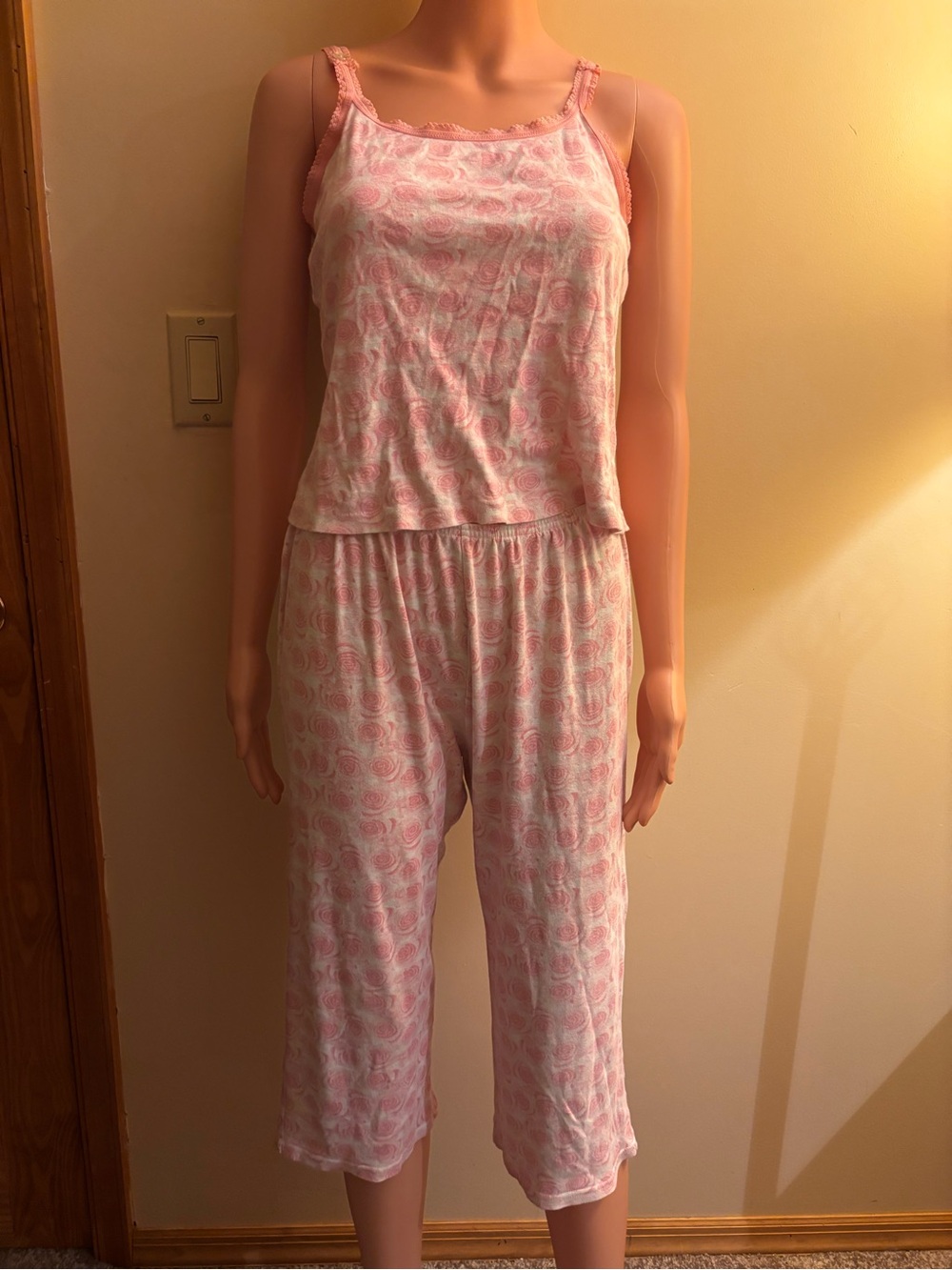American Vintage Pink Paisley Tank & Capri Pajama Set
